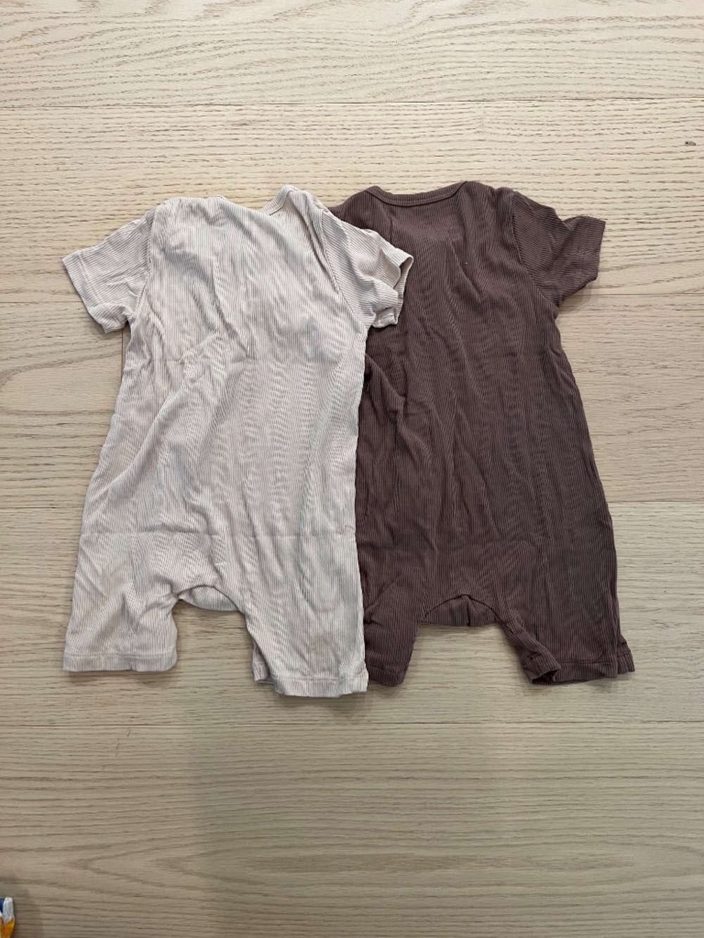 Baby Ribbed Zip Rompers – 2 Pack – Size 6–9M – Neutral Colours - Picture 2 of 3